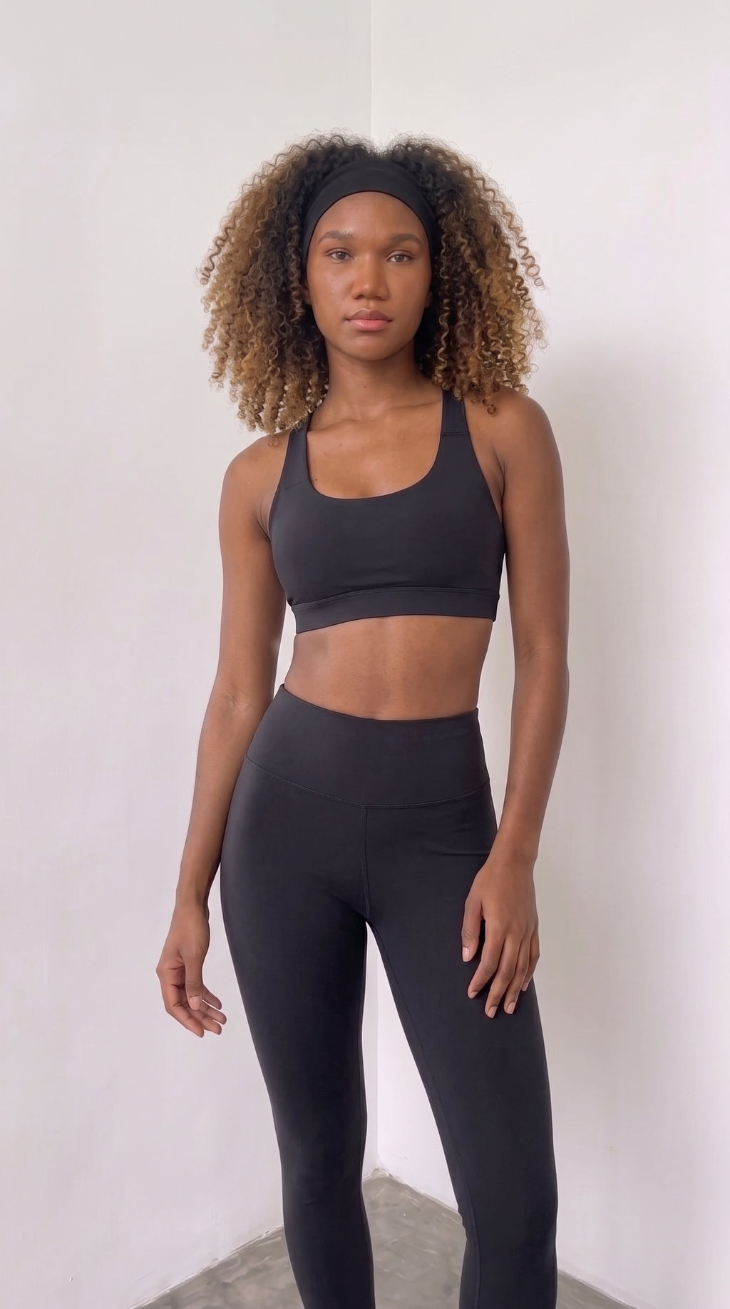 wrapd high-rise leggings in onyx, close-up fabric and waistband detail